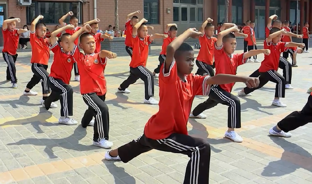 嵩山少林武術(shù)學(xué)校有幼兒園嗎？武校招生要求是什么？