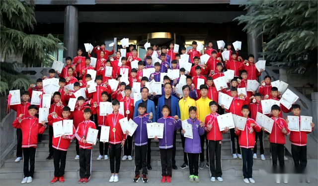嵩山少林文武學(xué)校