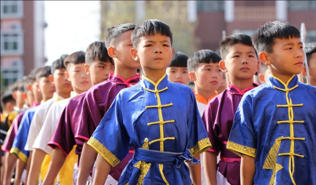 在登封少林武校期間有學(xué)籍嗎？可以當(dāng)兵嗎？