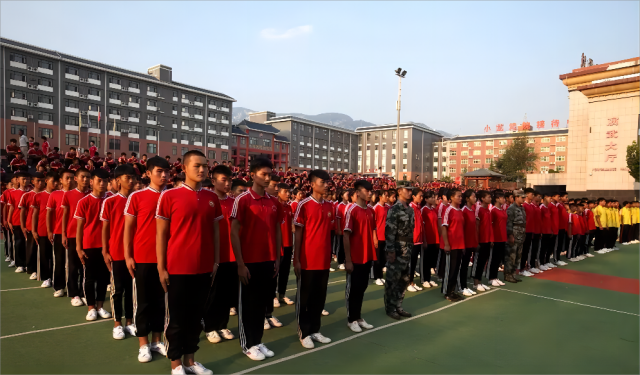 河南登封少林武校每年需要交多少學費？都是按照什么標準？