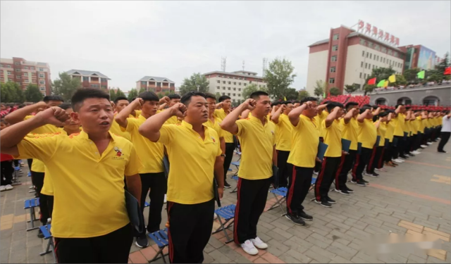 嵩山少林學(xué)校向解放軍輸送學(xué)生嗎？