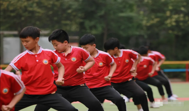嵩山少林武校招生范圍和對象都是什么？新生怎么報名呢？