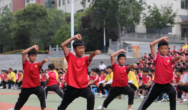 嵩山少林文武學(xué)校