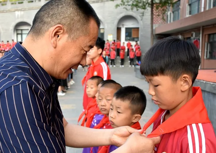 河南少林學(xué)校放假嗎？登封市武術(shù)學(xué)校是只有寒假放假么？