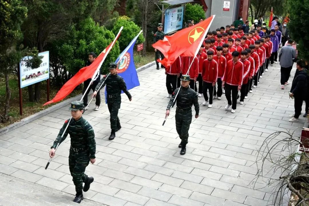 封閉武術(shù)學校