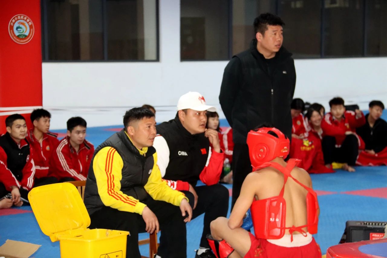 少林小龍武校