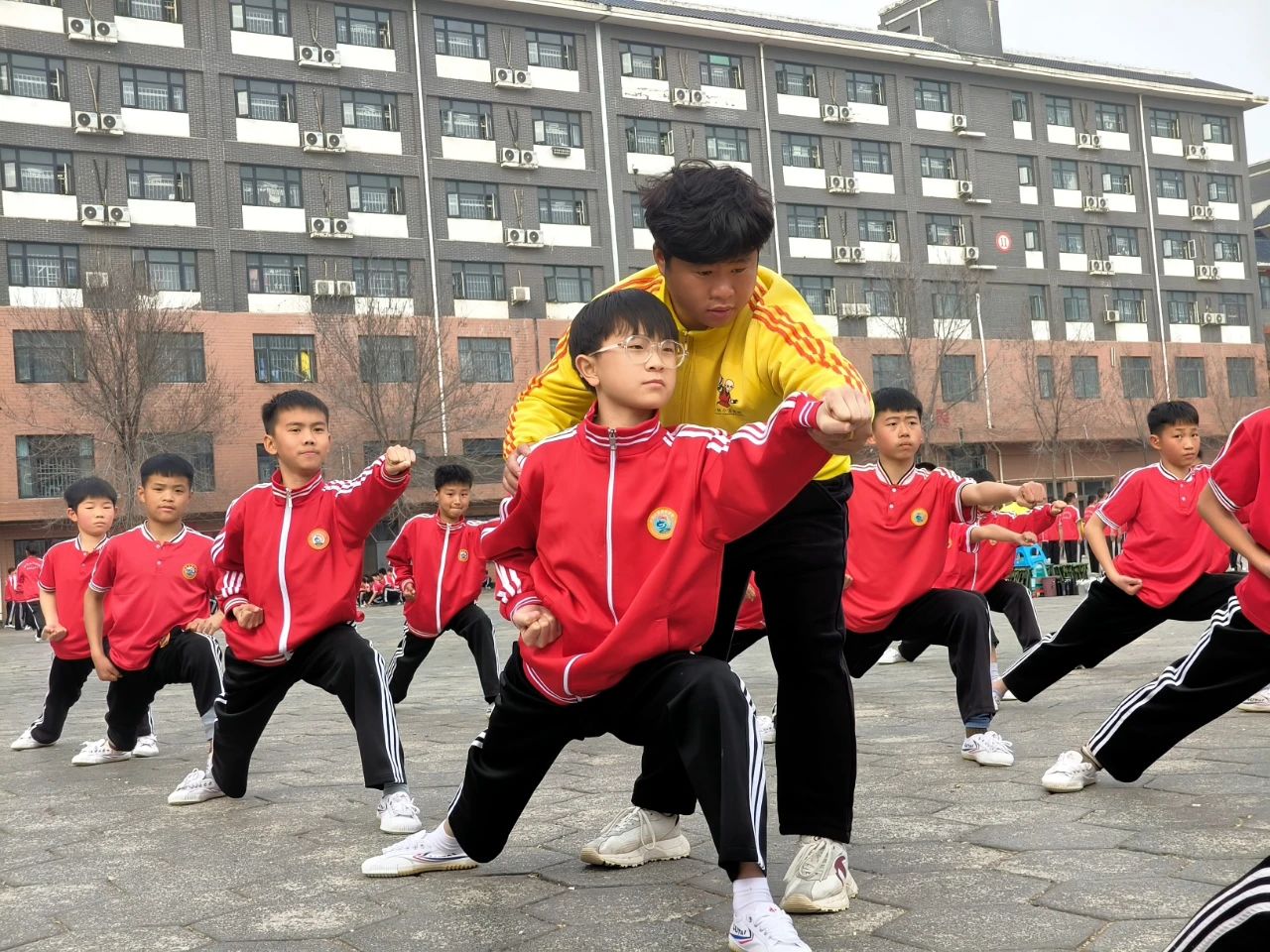 少林小龍武校