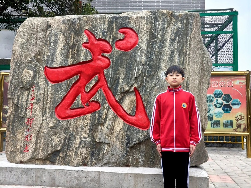 少林小龍武校劉鑫源 揭陽(yáng)少年武夢(mèng)綻光芒