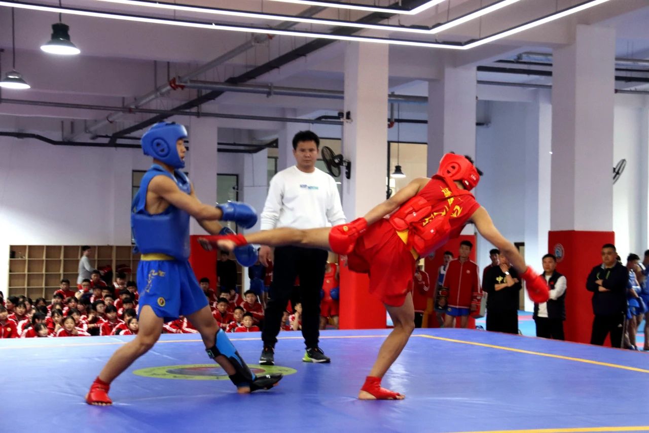少林小龍武校