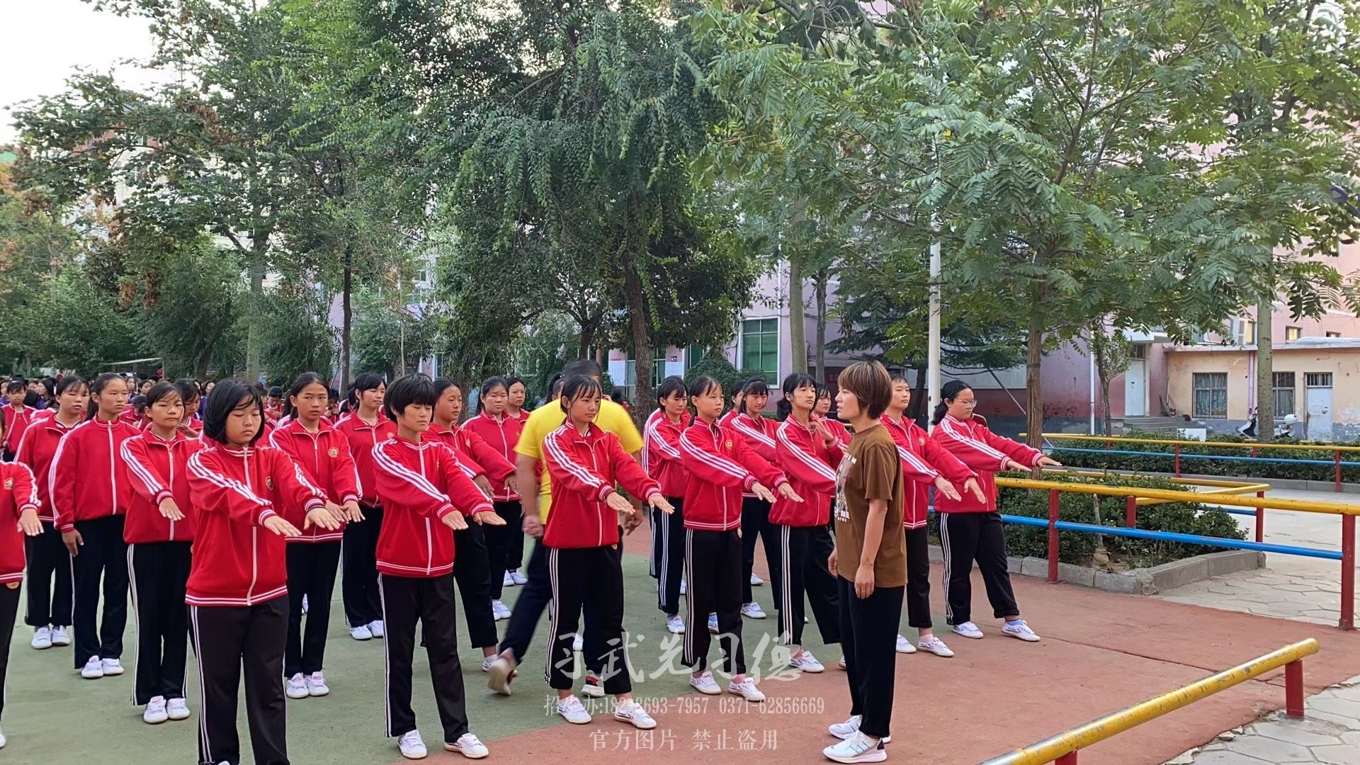 嵩山少林招收女生嗎,女孩子去少林